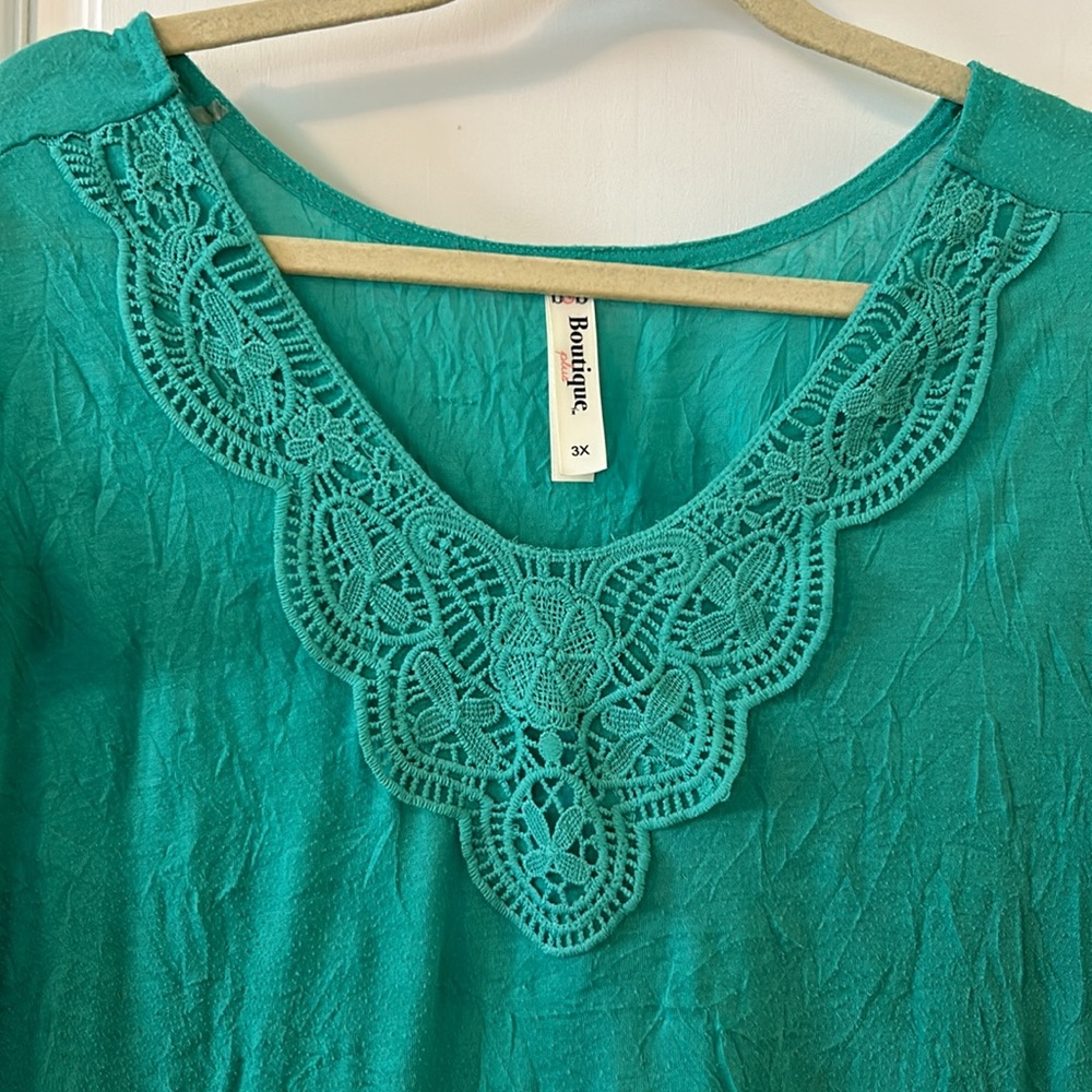 B&B  Boutique plus Boho short sleeve top in 3X